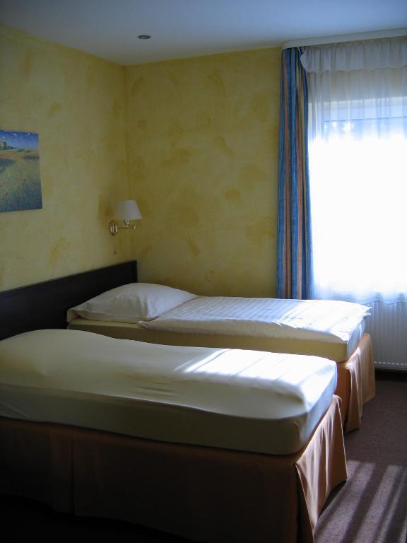 Hotel Rosenhof Дюссельдорф Номер фото