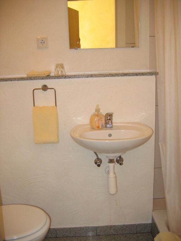 Hotel Rosenhof Дюссельдорф Номер фото